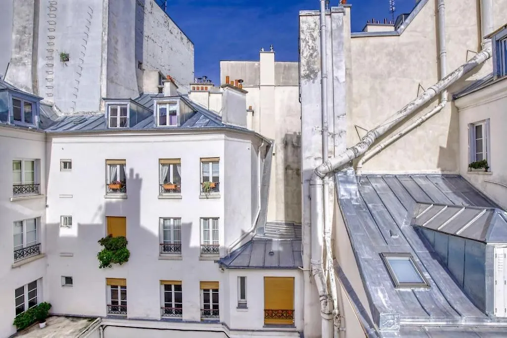 A Deux Pas De L'elysee Luxe Et Confort Au Coeur De * Paris